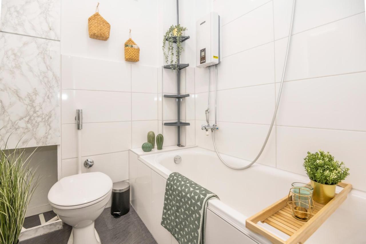 3-Zimmer-Wohnung Nahe Essen City, Bis 5 Personen, Smarttv, Wifi, Balkon Exterior photo